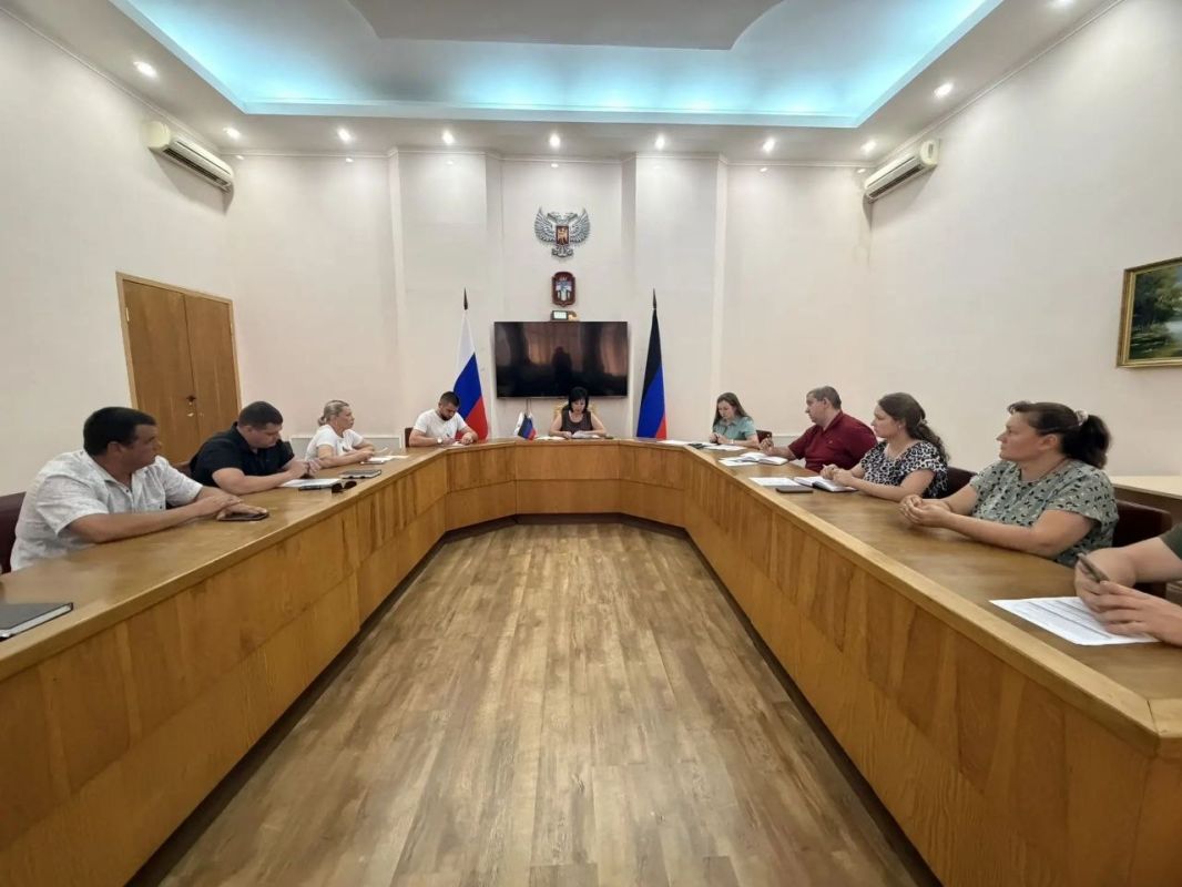 Наталья Великодная: Провела заседание штаба по подготовке к отопительному сезону 2026–2027