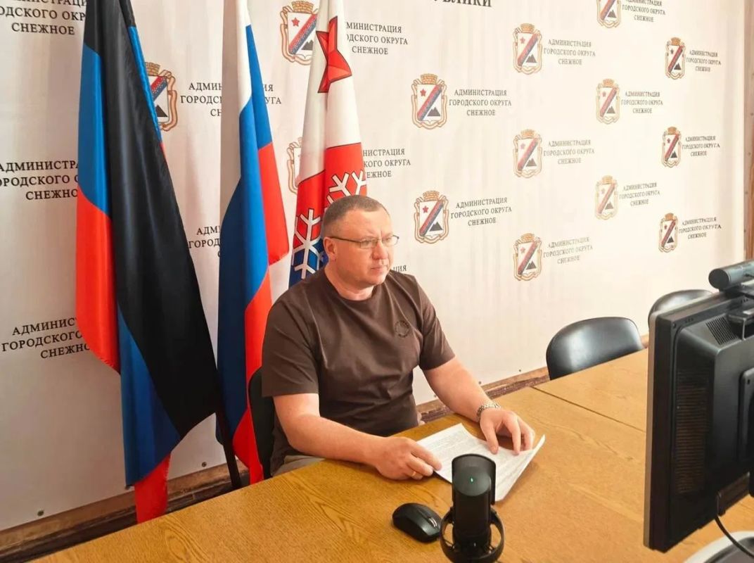 Глава Снежного в прямом эфире ответил на вопросы жителей