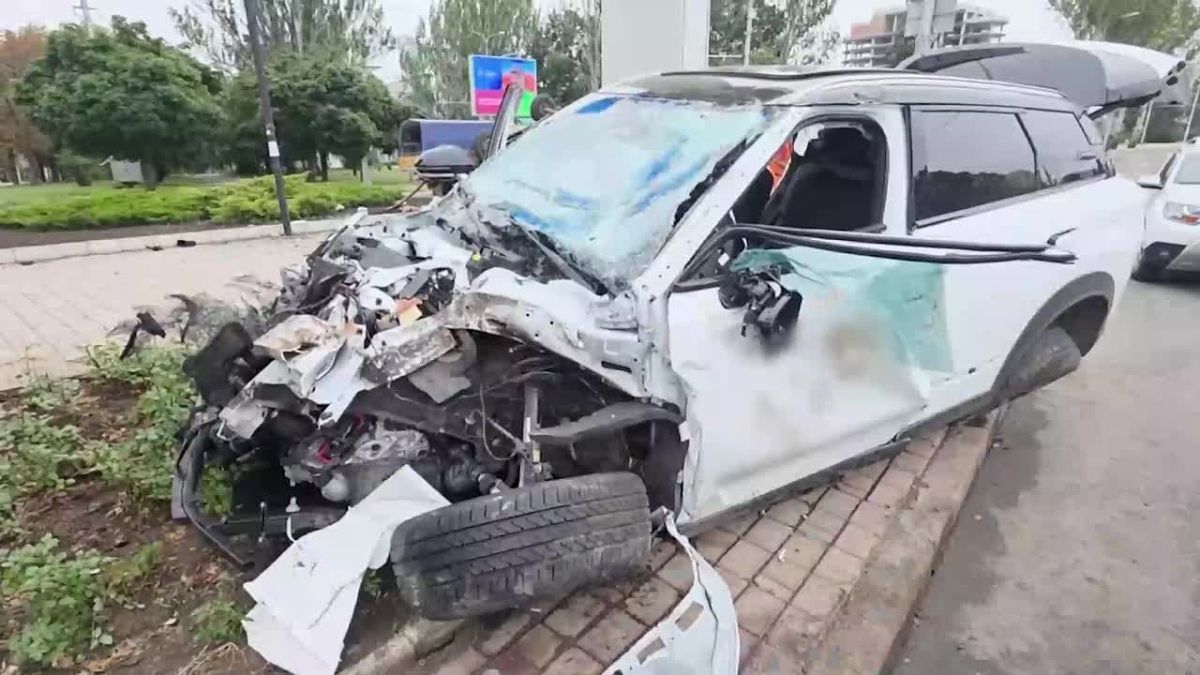 Водитель Jetour спровоцировал аварию с тремя пострадавшими, пытаясь скрыться от полиции в Донецке