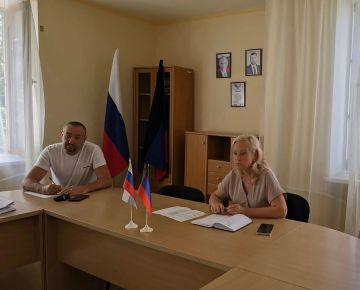 Наталья Бегуненко: В понедельник, 27 июля, руководитель Управы Петровского внутригородского района Администрации городского округа Донецк Наталья Ивановна Бегуненко провела еженедельный прием граждан