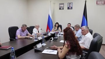 В Народном Совете обсудили вопросы обращения с твердыми коммунальными отходами в регионе