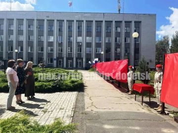 Алексей Кулемзин: В Пролетарском районе Донецка открыта фото-аллея Памяти