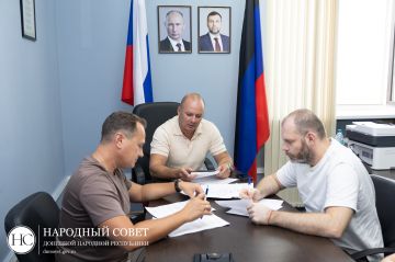 Проблему парковок у многоквартирных домой обсудили в профильном комитете Народного Совета