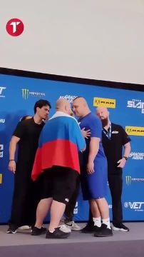 «Ну чё, кто курва. бл*ть?!»
