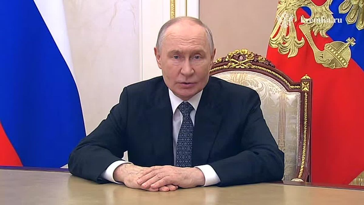 Владимир Путин поздравил страну с Днём железнодорожника