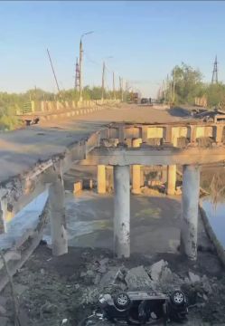 Юрий Котенок: Еще одно видео моста через реку Казённый Торец в Славянске