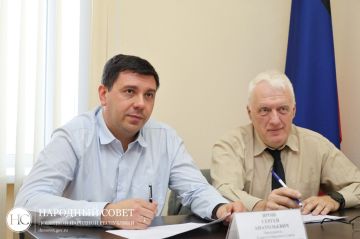 В Народном Совете изучили федеральные инициативы в сферах образования, культуры и волонтерства