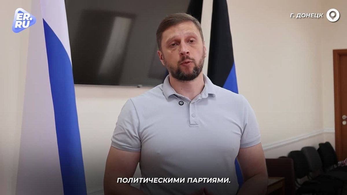 Ирина Куксенкова, Александр Бородай и Сергей Макаров получили удостоверения кандидатов в депутаты Госдумы