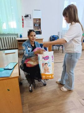 «Счастлив тот, кто счастлив дома»: встреча с молодыми мамами в Харцызске