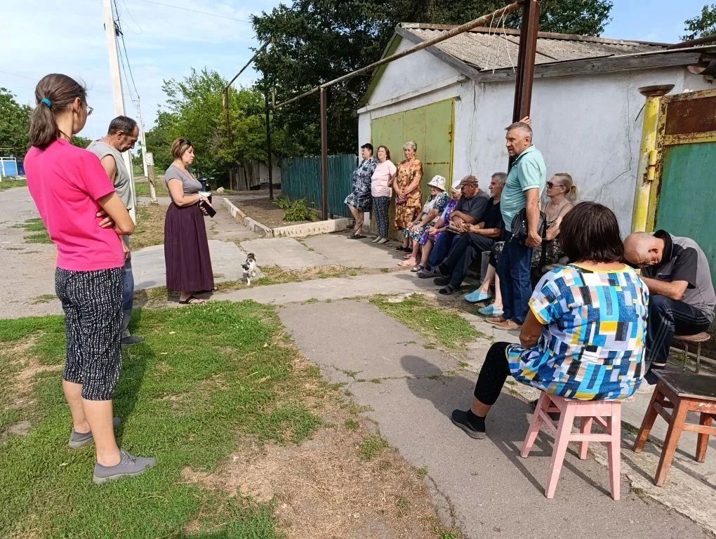 Врио заведующего Коммунаровским территориальным сектором Панасенко Галина Николаевна провела сход граждан в селе Коммунаровка