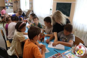 Сотрудники Главного управления Росгвардии по ДНР провели мероприятие в социально-реабилитационном центре для детей в Донецке