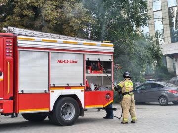 МЧС за сутки ликвидировано 38 пожаров, в том числе 20 - ландшафтных