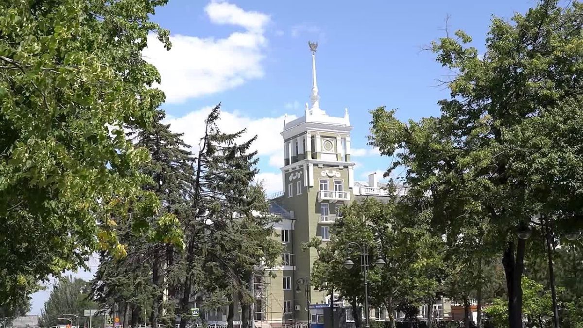 «От мечты - к профессии» - выпускники Мариуполя и новых регионов поступают в российский вузы