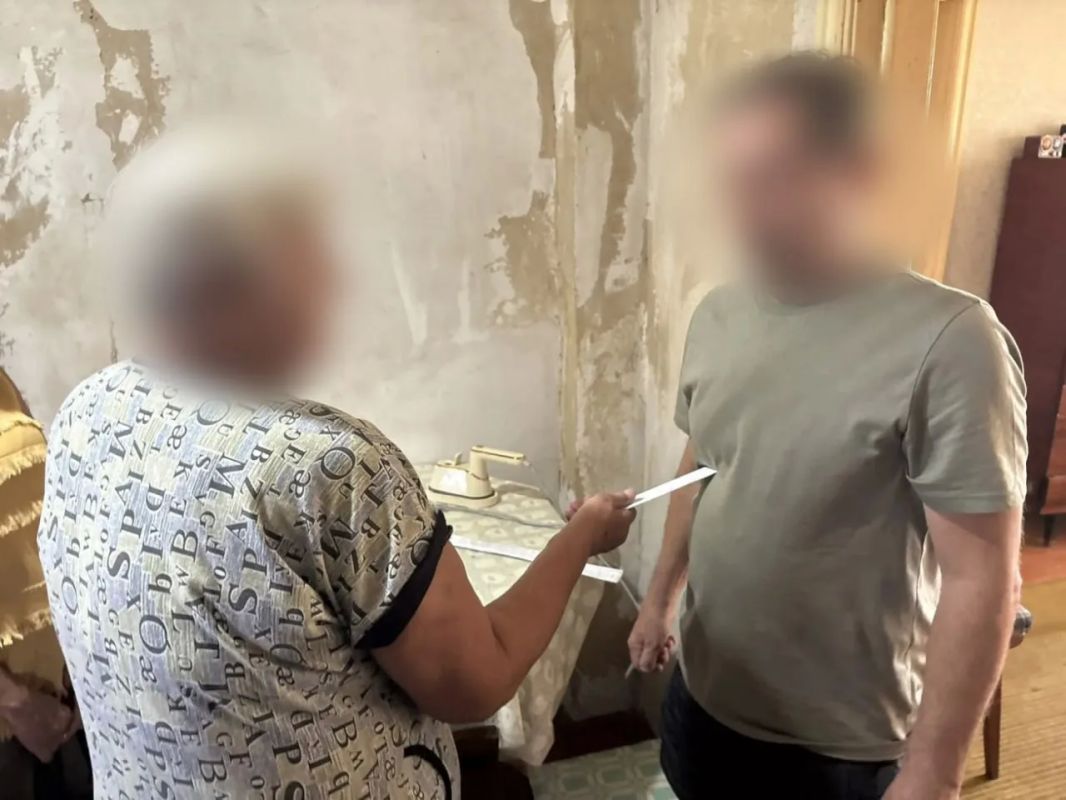 Урок не пошёл впрок: 67-летняя жительница Тореза ударила мужа ножом