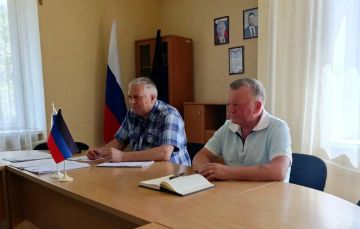 Наталья Бегуненко: В рамках проекта «УПРАВДОМ» в Управе Петровского внутригородского района Администрации г.о. Донецк прошло рабочее совещание по вопросам жилищно-коммунального характера