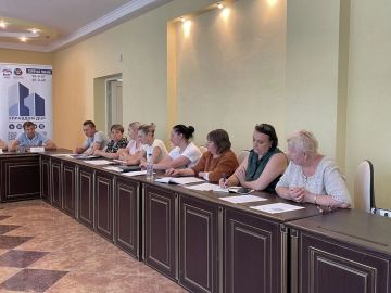 Анна Кондрыкинская: Вместе с коллегами выехали в Харцызск и встретились со старшими по домам в рамках проекта «УПРАВДОМ»
