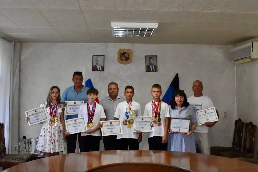В Кировском чествовали спортсменов
