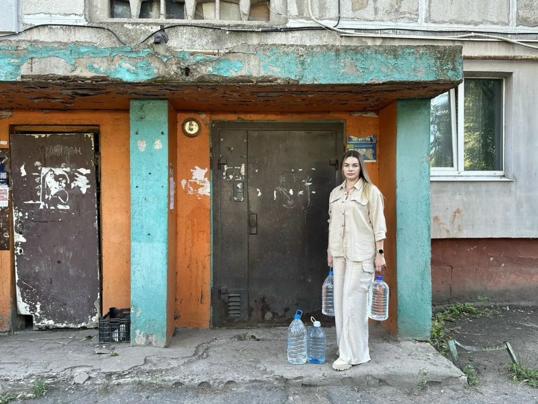 Роман Конев: 11 августа 2026 года депутаты Горловского городского совета Донецкой Народной Республики первого созыва — София Потапова, Эдуард Полепкин, Даниил Карабаев, Максим Лебедев, Андрей Костюк, Игорь Толкачёв и Сергей...