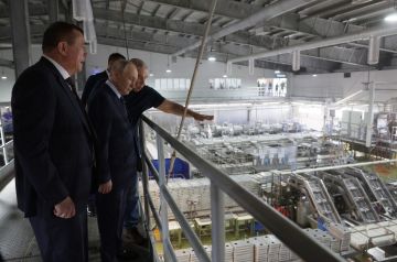Владимир Путин впервые посетил Курильские острова