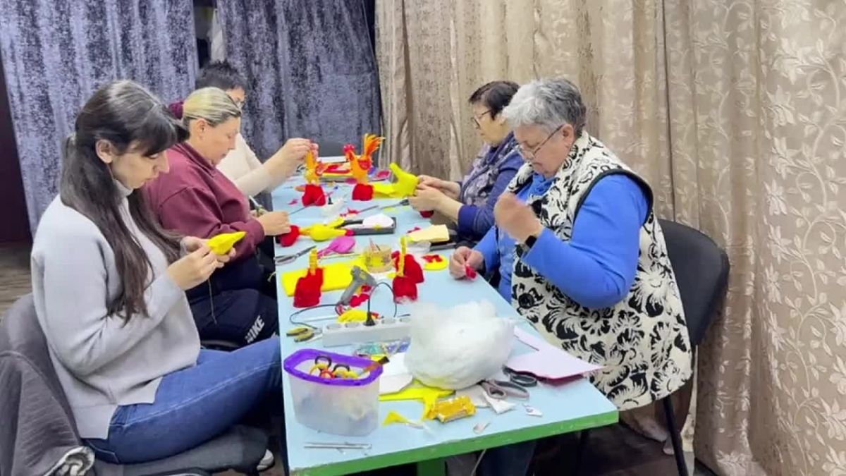 Мангушские мастерицы: Хранительницы традиций и создательницы красоты