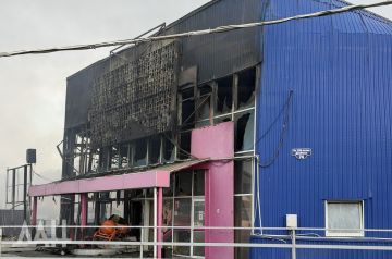 «Галактика» — это история: макеевчане поделились болью об уничтоженном ТЦ