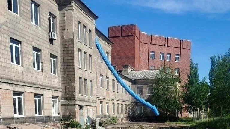 Оснастят передовым оборудованием: поликлинику №2 в Ясиноватой отремонтируют до конца года