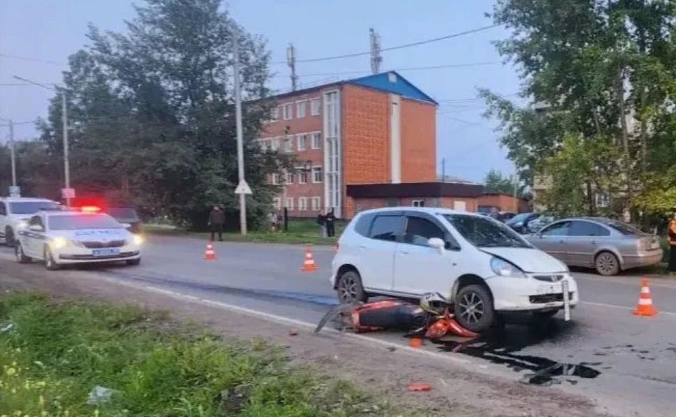 В Братском районе в результате столкновения получили травмы несовершеннолетние водитель и пассажир мотоцикла