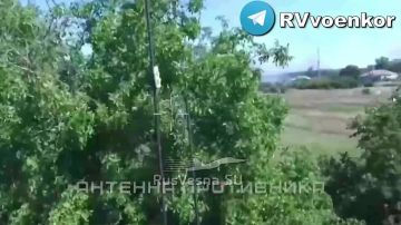 Кадры боёв: бойцы «Центра» уничтожают пехоту и технику врага в боях за Красноармейском и на Днепропетровщине