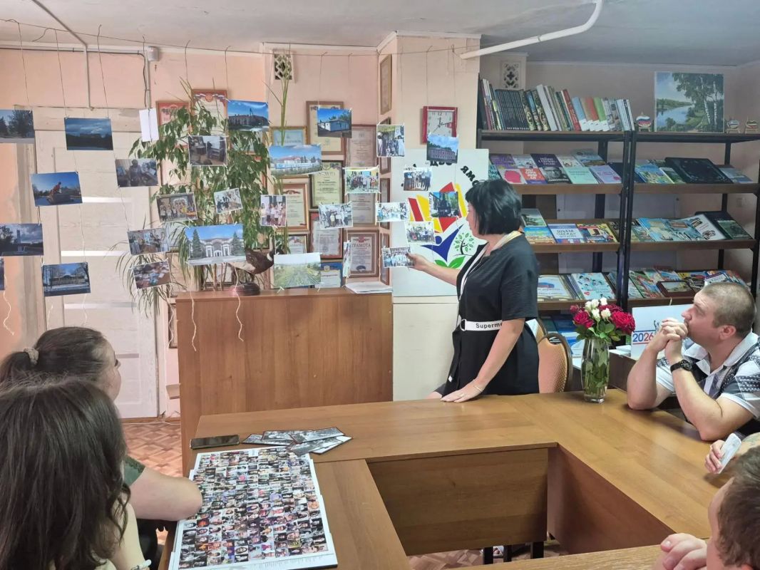 Необычное и интересное мероприятие прошло сегодня в городской библиотеке Ясиноватой