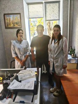 Депутат Амвросиевского муниципального совета Александр Фомин провел встречу с сотрудниками Центра первичной медико-санитарной помощи
