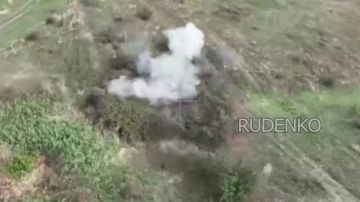 Андрей Руденко: Расчёты ударных БпЛА войск беспилотных систем группировки «Центр» уничтожили укреплённые позиции ВСУ на Добропольском направлении