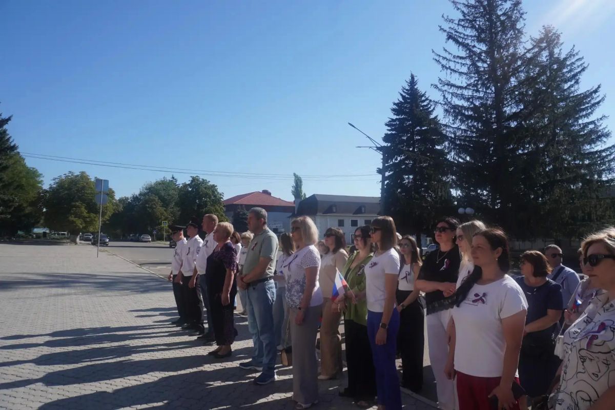 Сегодня принял участие в торжественном мероприятии, посвящённом Дню Государственного флага Российской Федерации