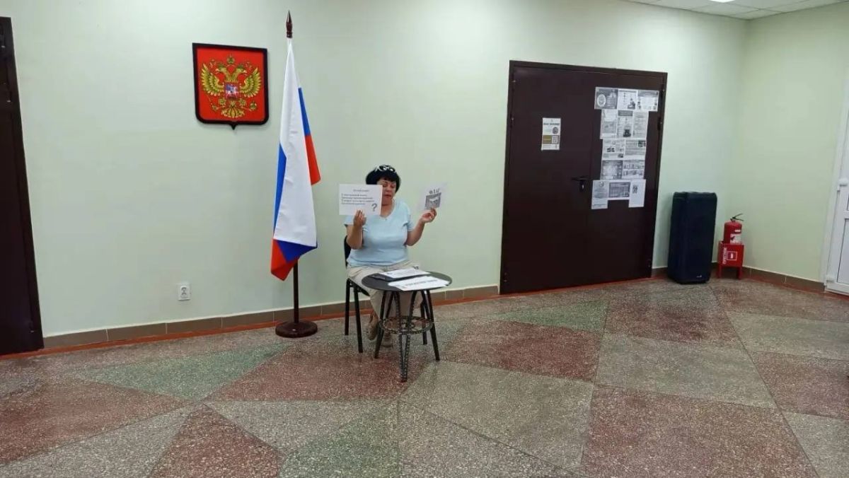 В Азовском сельском клубе прошло мероприятие в рамках партпроекта «Единой России» «Историческая память»