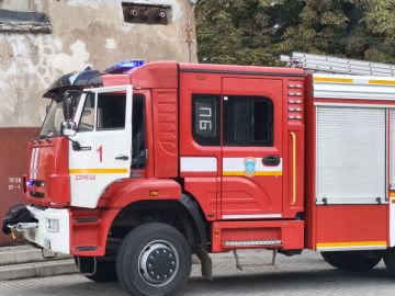 МЧС за сутки ликвидировано 84 пожара, в том числе 59 - ландшафтных