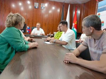 Сегодня провел еженедельное аппаратное совещание