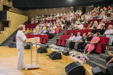 Антон Кольцов: Провели в Мариуполе традиционную августовскую конференцию педагогов