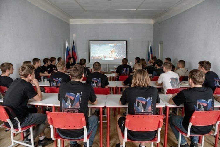 Спортсмены Республики отметили День российского кино в уникальном формате фиджитал!