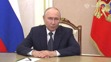 Президент России поздравил горняков, инженеров, технологов, рабочих Кузбасса, Донбасса, Красноярского края, Хакасии, Якутии, северных, сибирских, дальневосточных угольных регионов с Днём шахтёра!