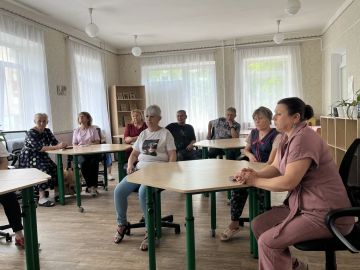 Первый заместитель главы администрации провел встречу с коллективом Центра технического творчества
