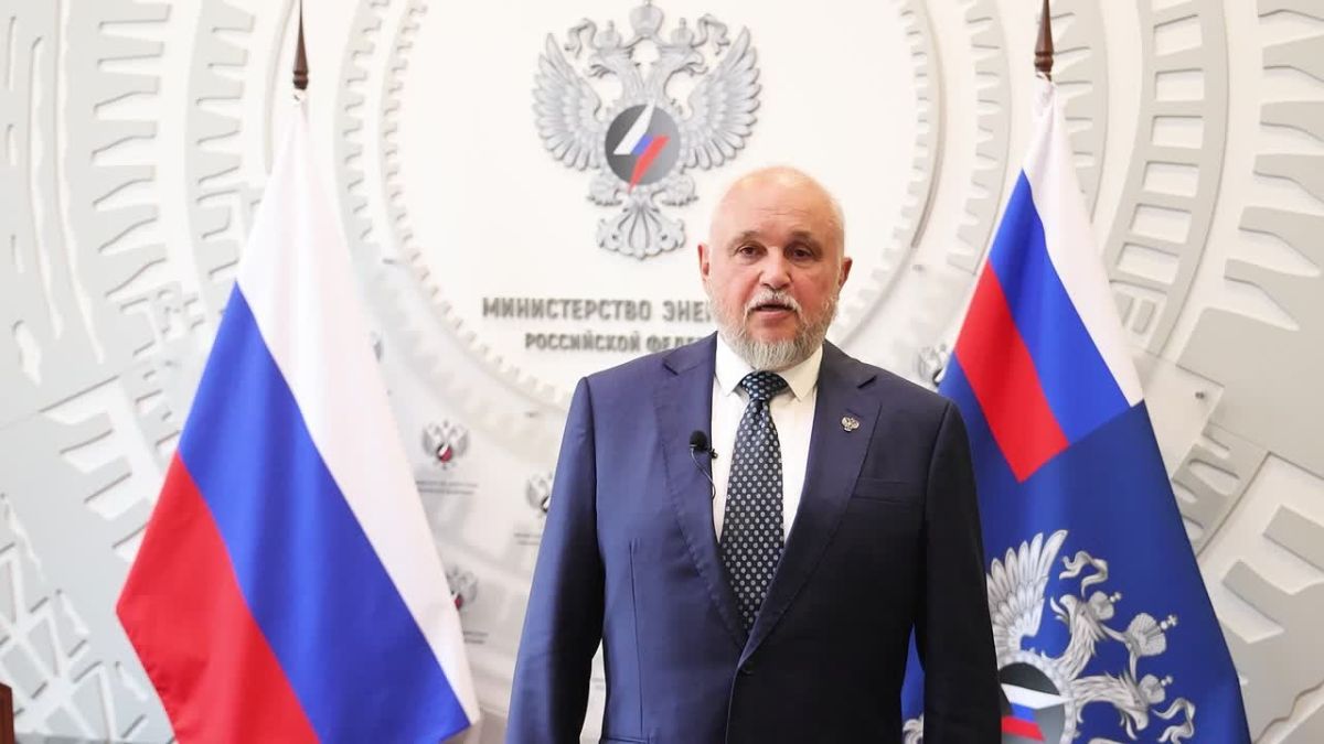 Министр энергетики Сергей Цивилёв поздравил работников угольной отрасли с Днём шахтёра