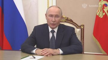 С праздником, шахтёры!. Владимир Путин поздравил работников угольной отрасли с Днём шахтёра