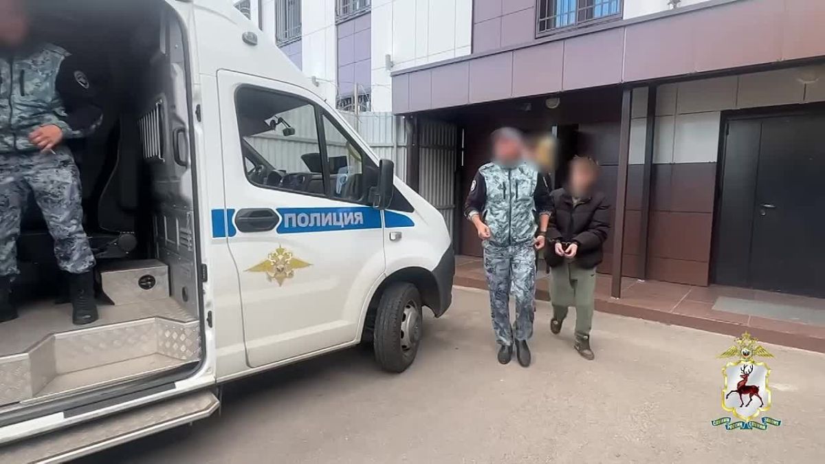 «Вы выбраны для спецзадания» — классический крючок мошенников, на который попался сотрудник магазина в Нижегородской области