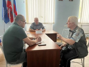 Евгений Поплавский: Провел прием граждан в общественной приемной