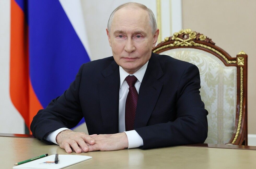 Путин обратился к школьникам, студентам и педагогам в День знаний