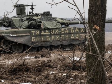Украинская сторона утверждает, что продвижение ВС РФ в районе Шахово под Дружковкой во многом удалось благодаря удачному прорыву бронегруппы из танков, оснащённых комплексами активной защиты «Арена-М»