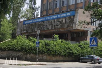 Отличники и добровольцы: студенты из ДНР стали стипендиатами главы «Калашникова»