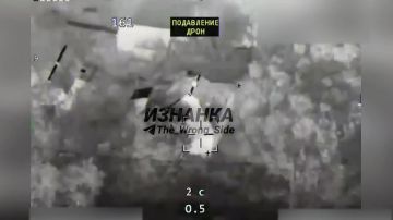 Обработка Доброполья.. Вот так проламывают оборону в городе. Позиции противника в застройке заваливают ФАБами для размягчения обороны. Наши штурмовики давят с восточных окраин в направлении центра города. Попутно город...