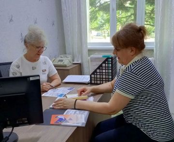 В социальных учреждениях Снежного прошли встречи и занятия для жителей