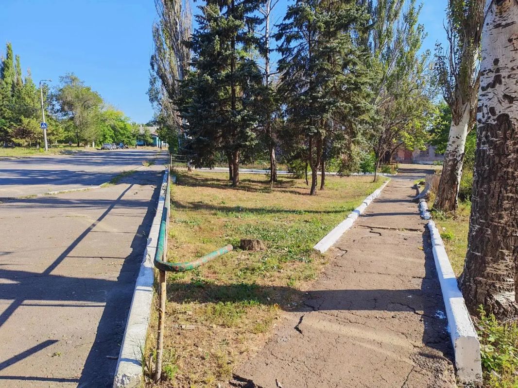 3 сентября, сотрудники ГБУ ДНР «Городской противотуберкулёзный диспансер г. Макеевки» и ГБПОУ «Макеевский техникум промышленных технологий им. Ф. И. Бачурина» в рамках акции «Чистый четверг» провели работы по благоустройству...