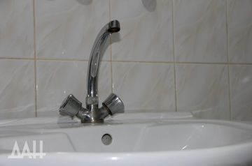 Подачу воды временно ограничили в трех городах ДНР
